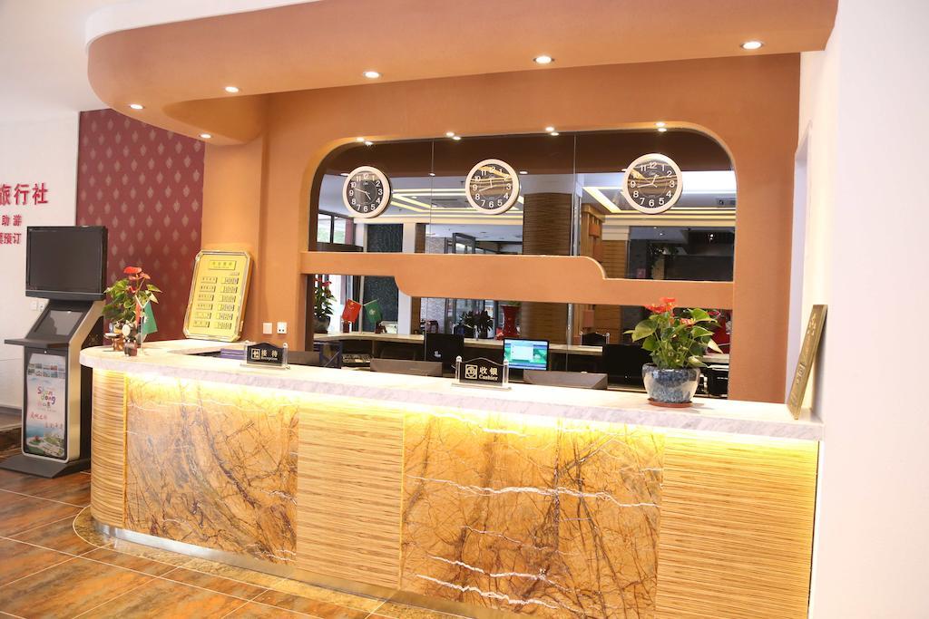 Qingdao Fu Yong Hotel ภายนอก รูปภาพ